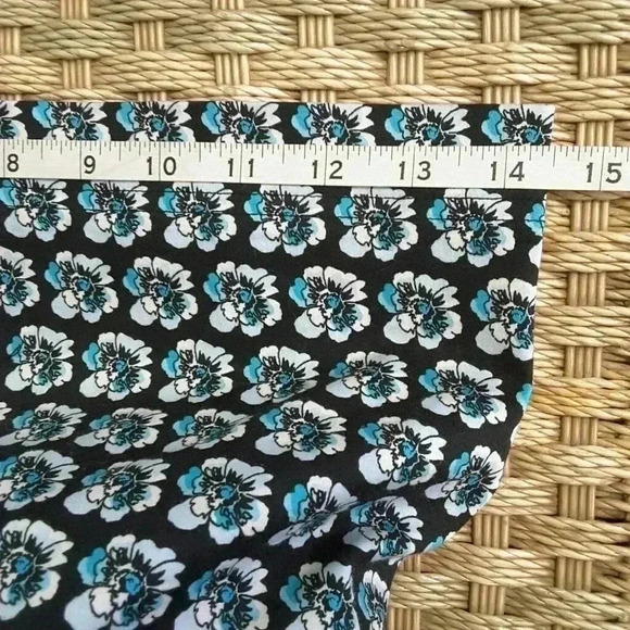 Valerie Steven's Skort size 12 - Picture 7 of 8